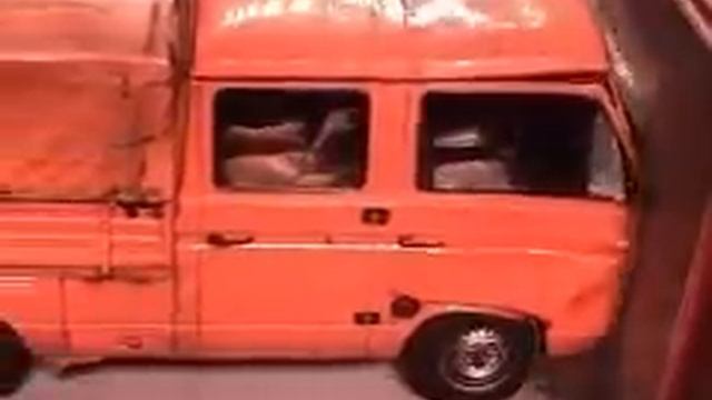 Caravelle Crash Test смотреть онлайн