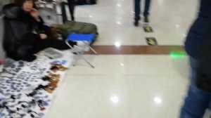 Муданьзянь.Суббота.Подземный магазин.