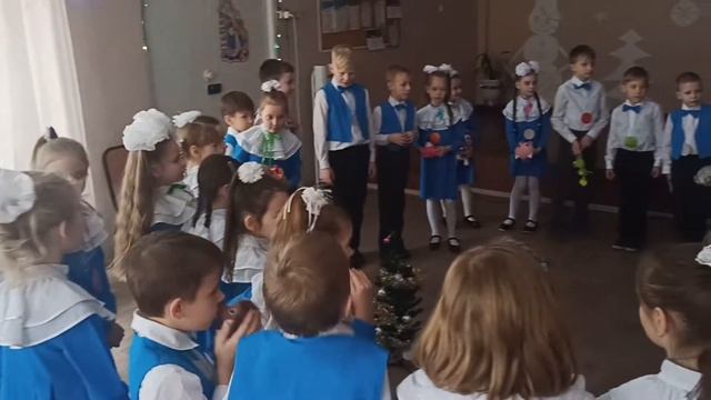 "В лесу родилась ёлочка" смотреть онлайн