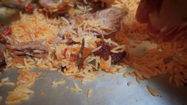 They Serve 1000’s a Day!! BIGGEST SHAWARMA - Middle Eastern Food!! смотреть онлайн