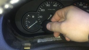 Peugeot 206 стрелка температуры двигателя