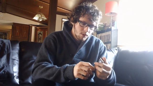 Frazzlog: Dollar Shave Club Unboxing / Totino's Pizza Rolls / Peace Tea Razzleberry смотреть онлайн