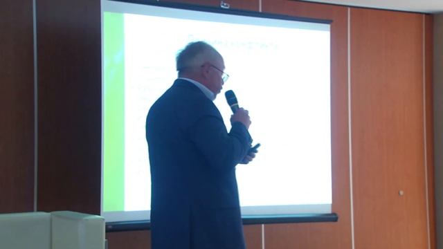 Личная жизнь на рабочем месте смотреть онлайн