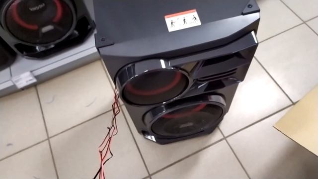 LG XBOOM CL98 Обзор, натянул sony shake x30d смотреть онлайн