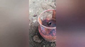 Как открутить газовый баллон
