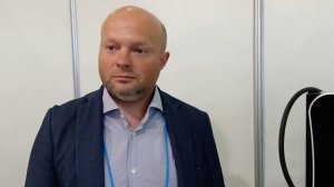 Денис Ролдугин, глава Dunobil Power, представляет медленные зарядные станции для электромобилей