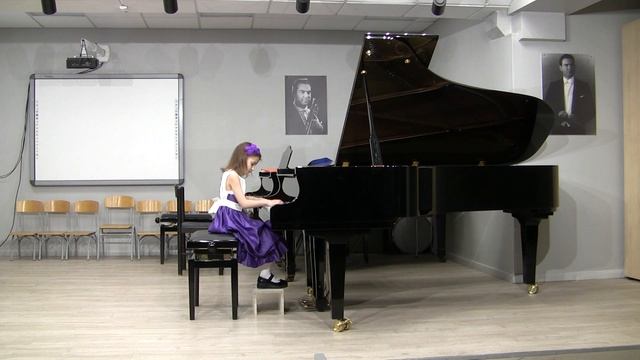 Губина Майя. А. Гречанинов - "Мазурка" смотреть онлайн