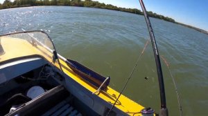 Рыбалка на Фидер с Лодки в Сентябре река Дон