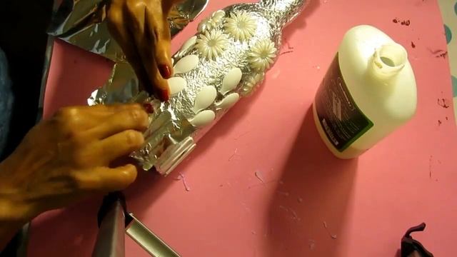 DIY Decorating Bottle with Aluminium Foil