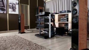 Прослушивание. Audio Physic Classic 12, Auralic Altair G1, Audia Flight FL Three S