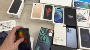 Search for Samsung Call Among Boxes with Phone Phones, Alarm Clocks and a Timer