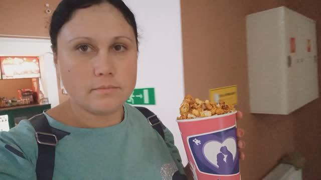 Отмечаю День Рождения, иду в кино 10-14 сентября 2024. смотреть онлайн