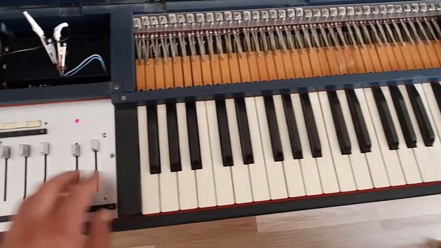 VINTAGE HOMEMADE ANALOG SYNTH SYNTHESIZER 1970'S смотреть онлайн