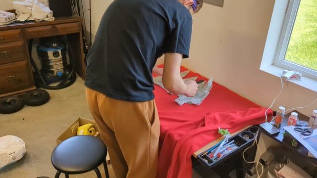 How To Make a FNAF Foxy Cosplay Head - Full Tutorial смотреть онлайн