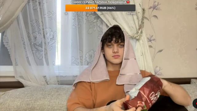 @Danya_rodnoy поет подо мной м5