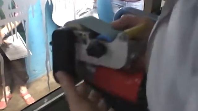 Удаление надписей и царапин с окна при помощи Shinano + Dynabrade смотреть онлайн