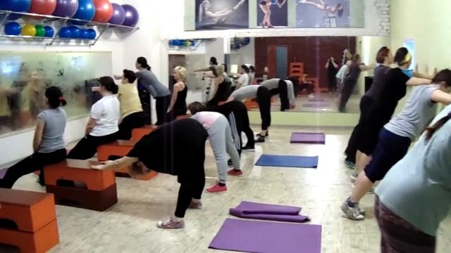 Тренируем руки и спину. Инструктор по фитнесу Клинаева Светлана We train hands and a back смотреть онлайн