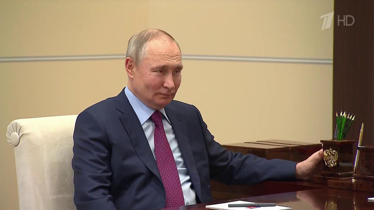 Владимир Путин провел рабочую встречу с главой фра...партии "Новые люди" в Госдуме Алексеем Нечаевым