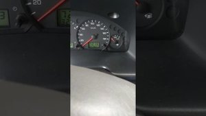 Лампа давления масла гаснет не сразу, проверка после 5 часов Ford Transit 2.0 2005