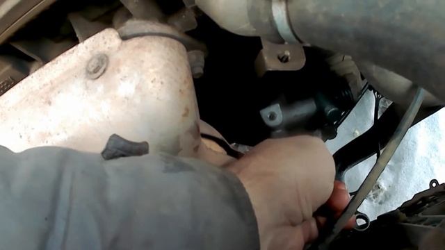 Замена рабочего цилиндра сцепления Geely МК / МК...