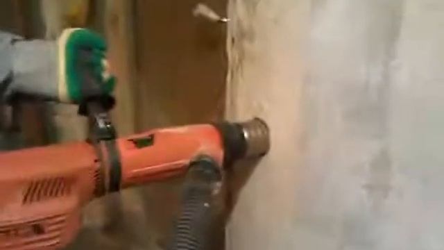 Отверстие для подрозетника в бетоне за минуту без пыли