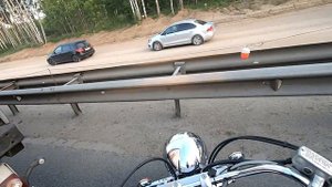 Небольшой дальняк и реакция людей в глухой пробке на байкера! Yamaha XV1600 Road Star.