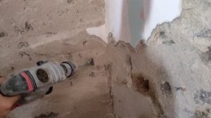 Как снять старую штукатурку.