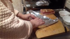 СВИНАЯ ГРУДИНКА С ПРЯНОСТЯМИ И ЧЕСНОКОМ  В ФОЛЬГЕ ЗАПЕЧЕНАЯ В ДУХОВКЕ