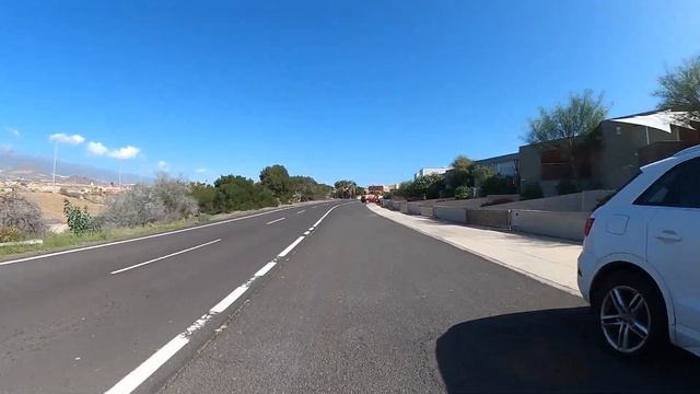 Los Abrigos - La Tejita - Montaña Roja - Tenerife sud in Vespa ? смотреть онлайн