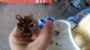 Geely ck как заменить лампочку противотуманных фарах.