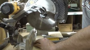 Торцовка DeWALT DW716  - пили и строй