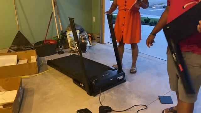 OMA Threadmill Unboxing & Setup 4X Speed смотреть онлайн