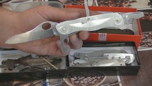Кастомизация ножей Victorinox начало. Nomad (Picknicker, Centurion) с одноруким, плэйновым клинком.
