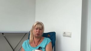 ИЗДЕВАЕТСЯ С САМОГО УТРА / АРИНА БЕЛАЯ