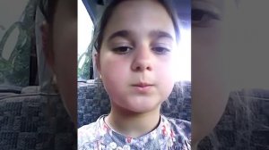 Как я надуваю шарики из жвачки)