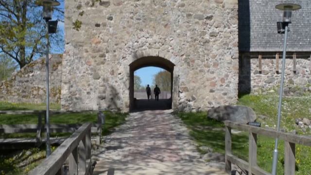 Сигулдский замок Ливонского ордена, Латвия смотреть онлайн