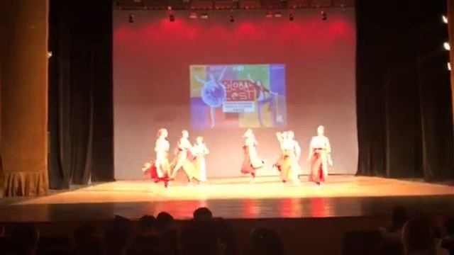 Танец "Девки гуляли" смотреть онлайн