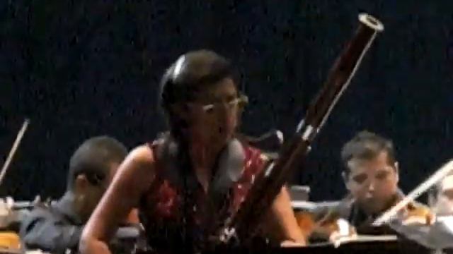 Aura Marina Sierralta: Concierto para Fagot y Orquesta de W. A. Mozart KV 191 (Allegro) смотреть онлайн