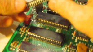 How to Install an Integrated Circuit into a Circuit Board