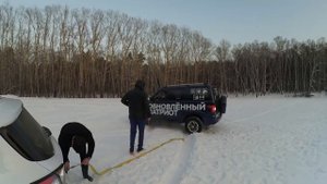 Ford Kuga 2WD VS 4WD в снегу.