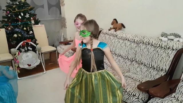 ВОЛШЕБСТВО ПОД НОВЫЙ ГОД Ведьма заколдовала смотреть онлайн