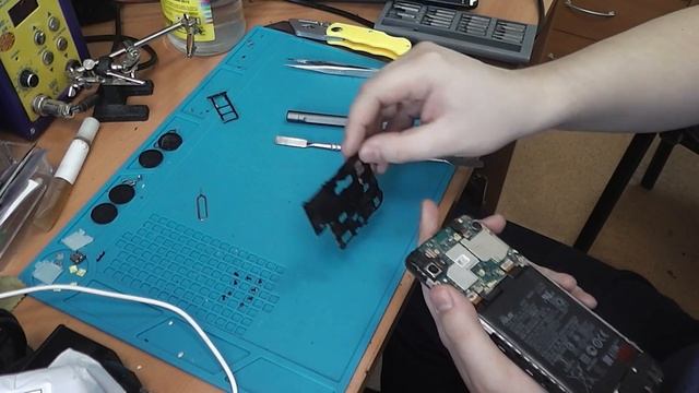 ASUS ZB601KL/ZB602KL - замена экрана, дисплея, тачскрина, стекла. Подробно смотреть онлайн