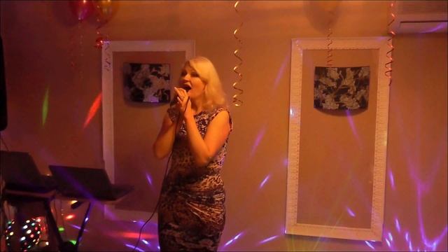 Дуэт Встреча на свадьбе, пирамида из бокалов, световое шоу!!! смотреть онлайн