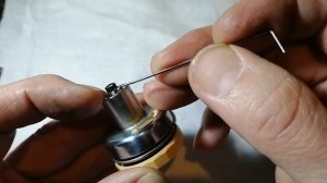 Ремонт регулятора натяжения верхней нити Veritas 8014/35  - 3 серия.