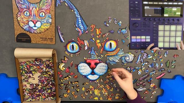 Karriem Riggins Drums Maschine Mk3 beat making + Unidragon puzzle time-lapse смотреть онлайн