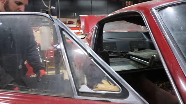 1967 Fastback Mustang- Will it Run??? (Barn Find) смотреть онлайн