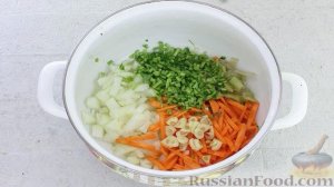 Куриный суп с пшеном, шпинатом и грибами