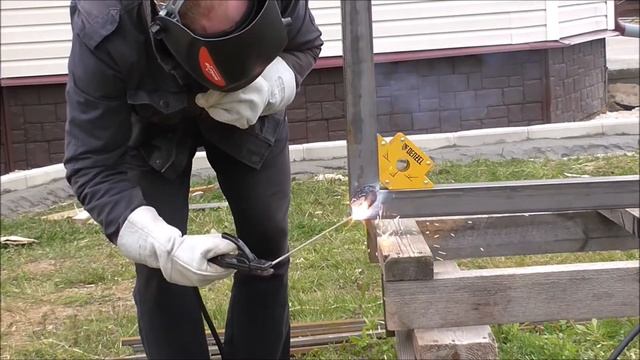 Баскетбольная площадка на даче