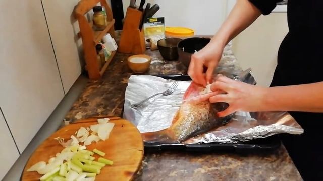 Карп фаршированный.Ну очень вкусный!