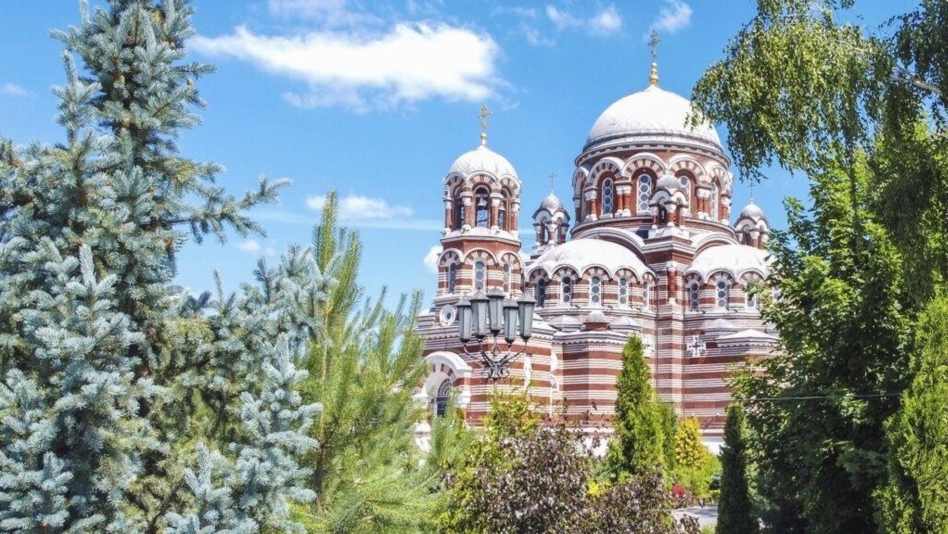 Храм Пресвятой Троицы Щурово в советские годы. Храм Пресвятой Троицы в Пирочах Коломенского района.